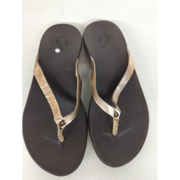 OluKai Shoes - Olukai ho'opio leather sandal flip flop sz5 wide rose gold